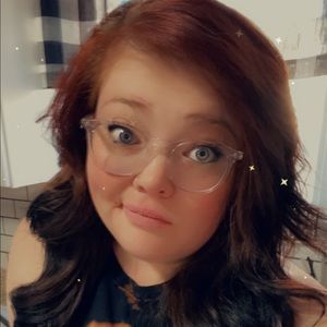 Meet your Posher, Alecia